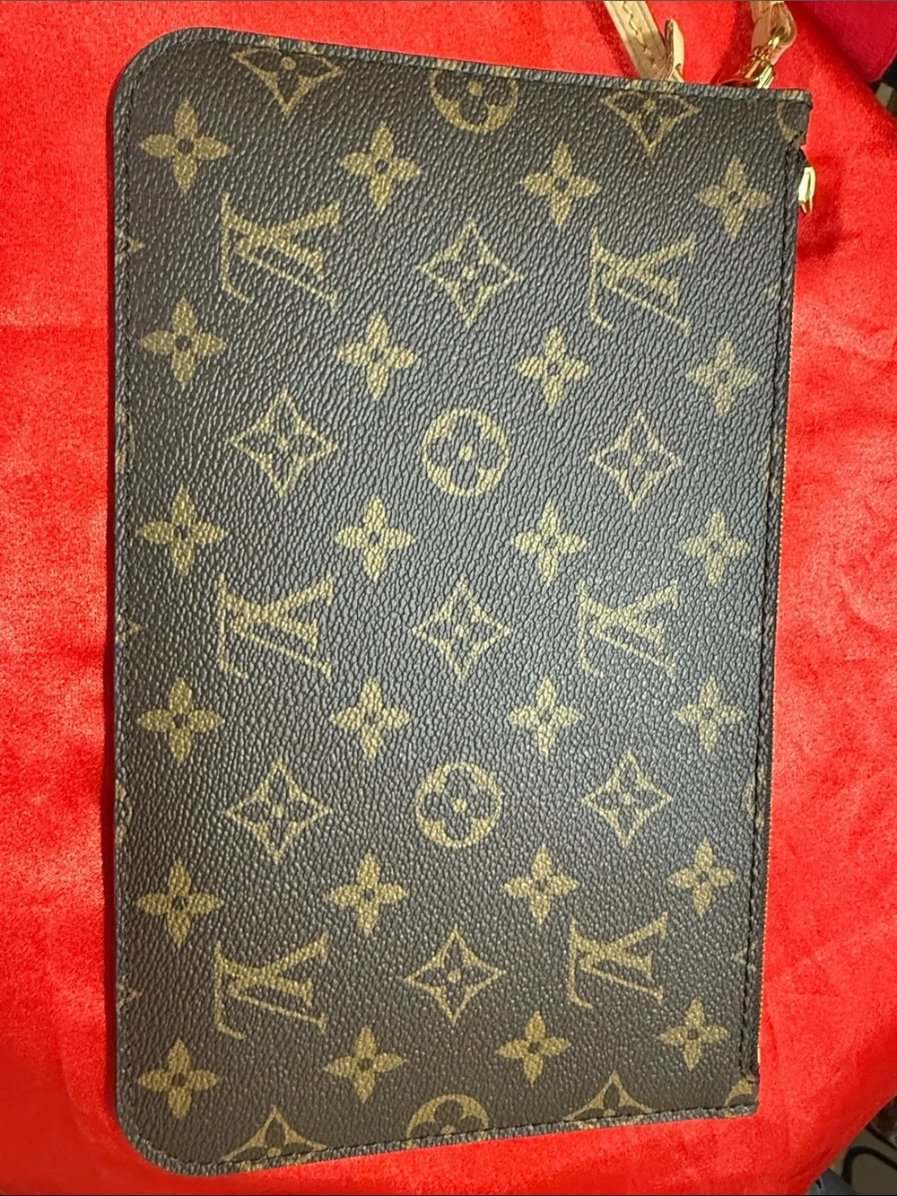 WOW POSHMARK Authentic Louis Vuitton Neverfull Monogram Pochette NWOT